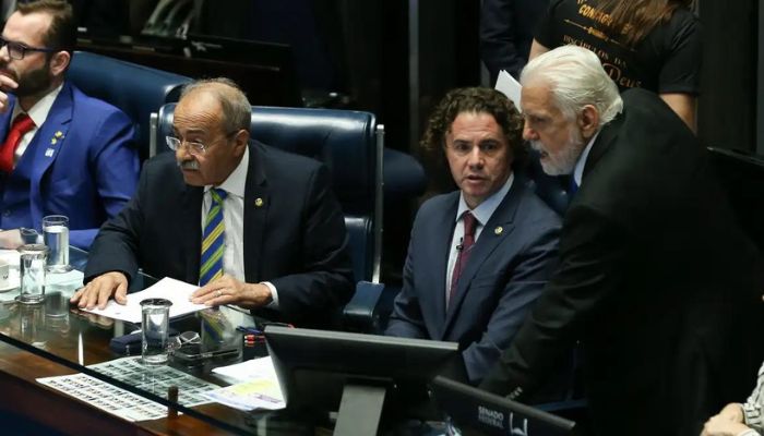Senado aprova mudanças no registro de agrotóxicos